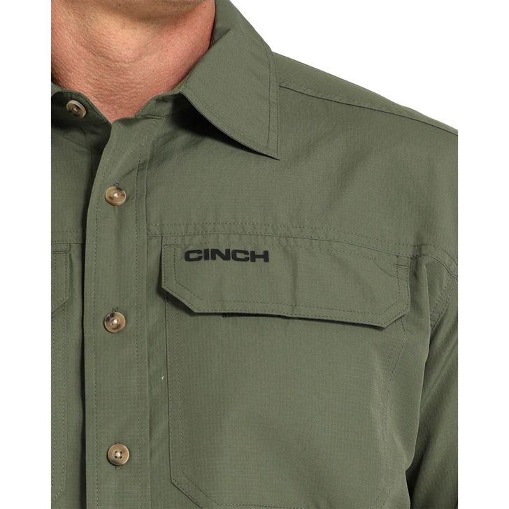 CINCH - MEN’S ARENAFLEX BUTTON-DOWN WESTERN SHORT SLEEVE SHIRT IN SOLID OLIVE