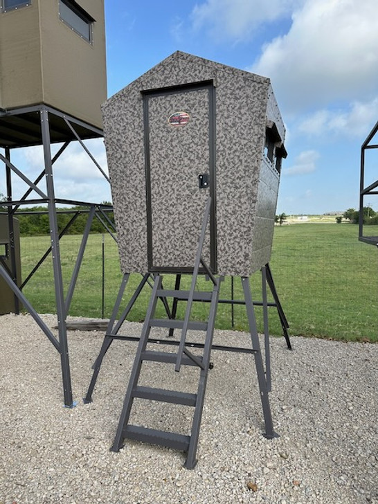 4 Foot Tower