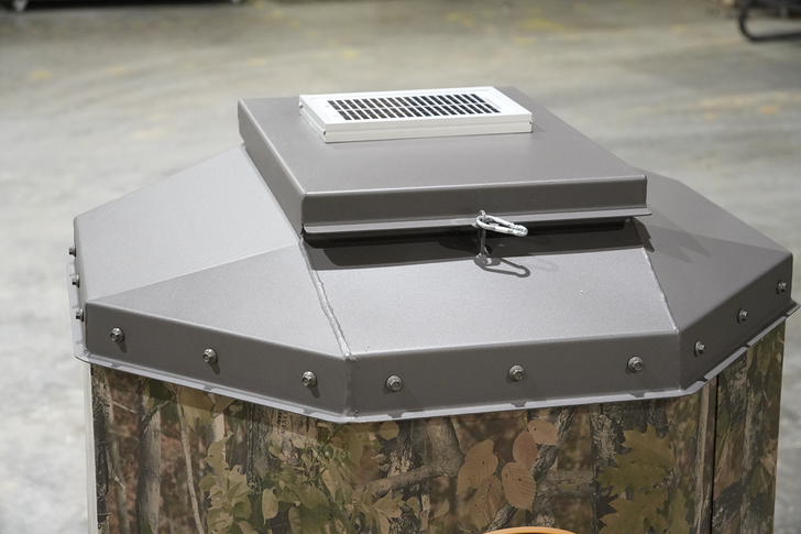 MB RANCH KING - 250 LB TEXAS AVENGER SMALL PELLET FISH FEEDER