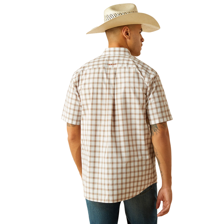 ARIAT - MEN'S PRO SERIES CULLEN CLASSIC FIT SHORT SLEEVE SHIRT IN SAND