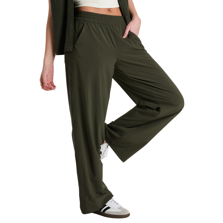 KUHL - WOMEN'S VANTAGE WIDE-LEG PANT IN BLACK OLIVE