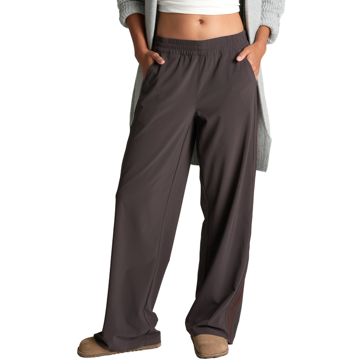 KUHL - WOMEN'S VANTAGE WIDE-LEG PANT IN FRENCH ROAST