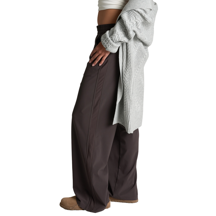 KUHL - WOMEN'S VANTAGE WIDE-LEG PANT IN FRENCH ROAST