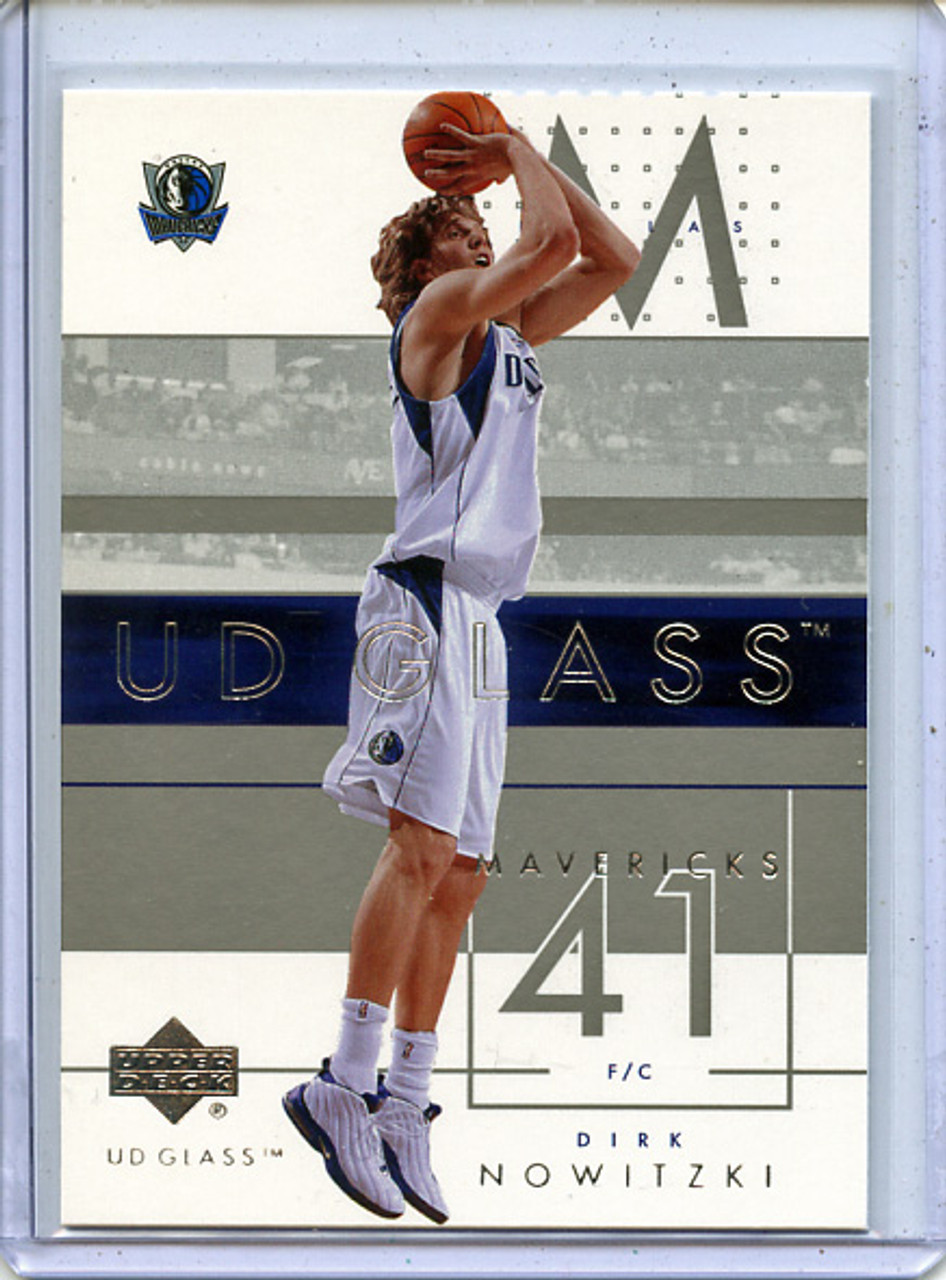 Dirk Nowitzki 2002-03 Glass #13