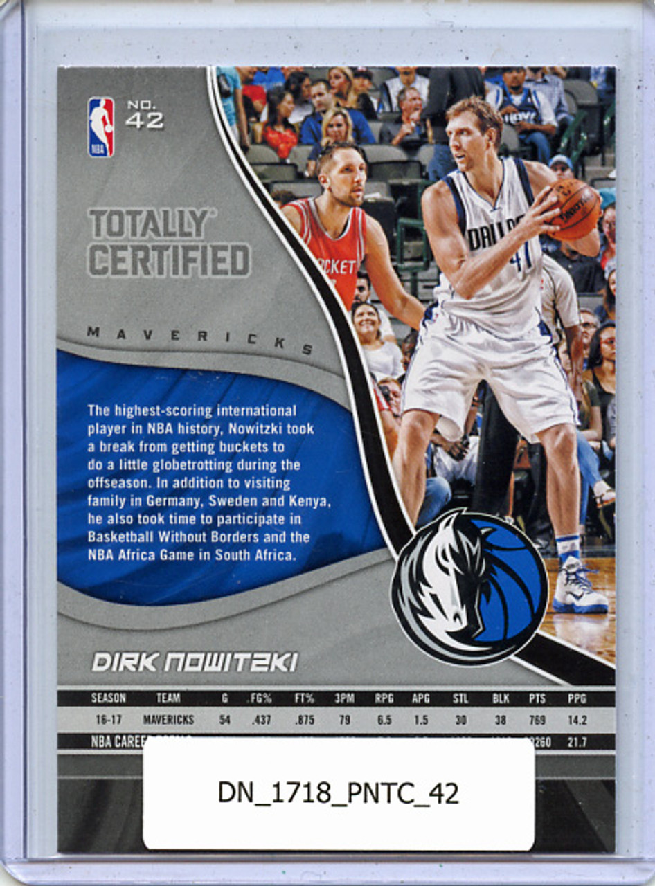 Dirk Nowitzki 2017-18 Totally Certified #42