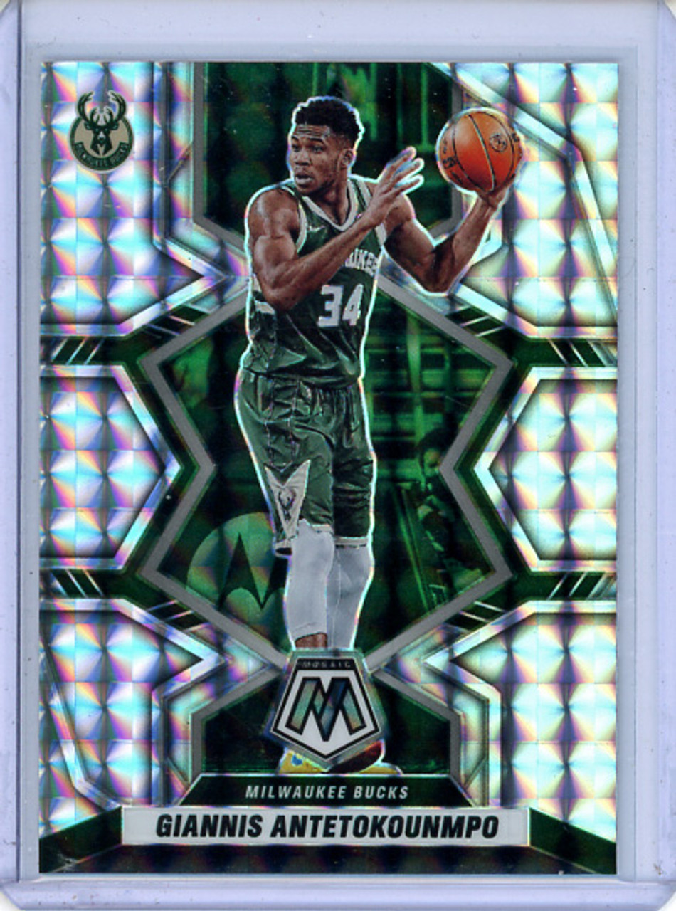 Giannis Antetokounmpo 2021-22 Mosaic #98 Mosaic (CQ)