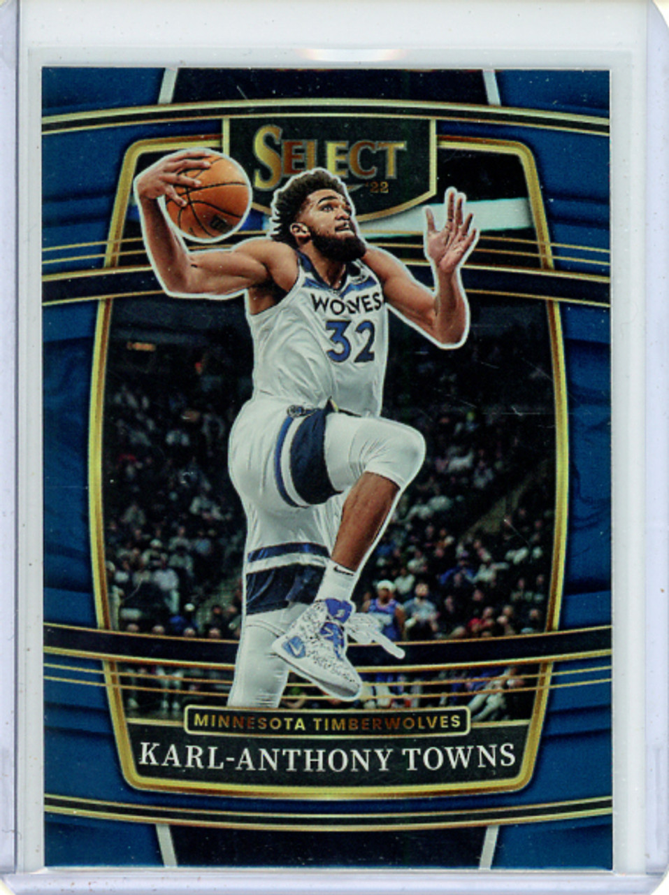 Karl-Anthony Towns 2021-22 Select #10 Concourse Blue Prizms (CQ)