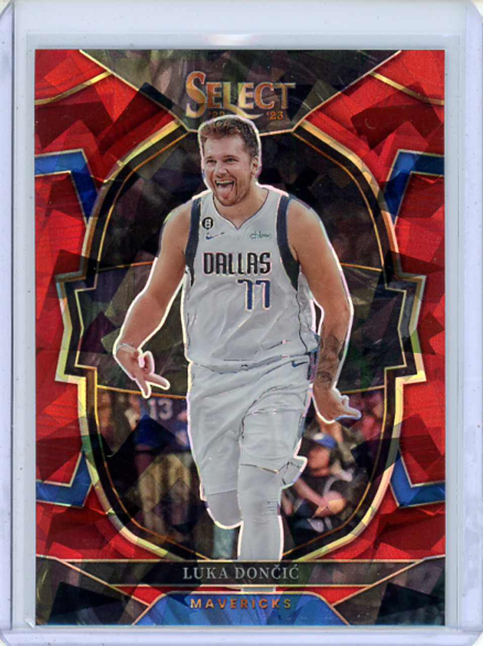 Luka Doncic 2022-23 Select #51 Concourse Red Cracked Ice (CQ)