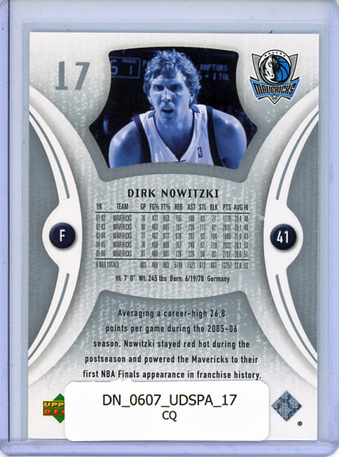 Dirk Nowitzki 2006-07 SP Authentic #17 (CQ)