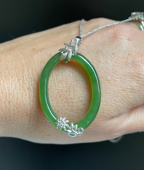 Natural Untreated 18 inch Sterling Silver & Nephrite Jade Oval Floral Pendant Necklace