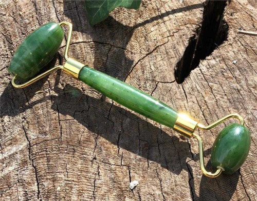 Image of Genuine Natural Nephrite Jade Facial Roller - Light Green