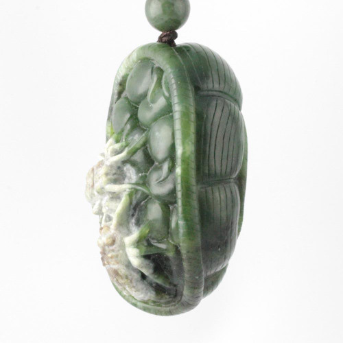 60x40x30mm Green Natural Untreated Nephrite Jade Spider Pendant/Charm on a Cord