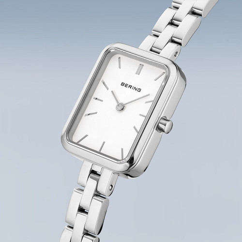 BERING 14520-700 — Angled side view