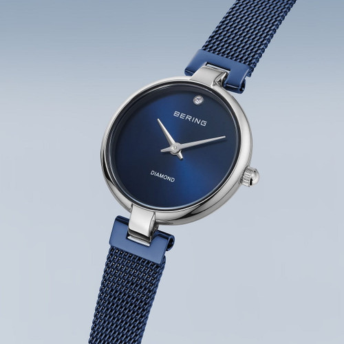 BERING 17724-307 — Angled side view
