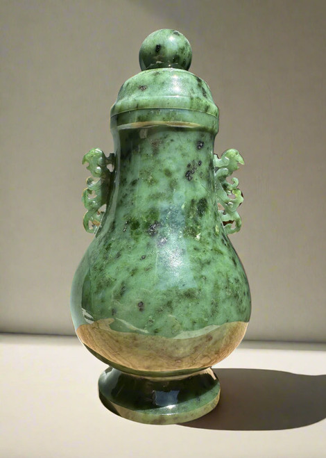 Natural Canadian River Jade Vase