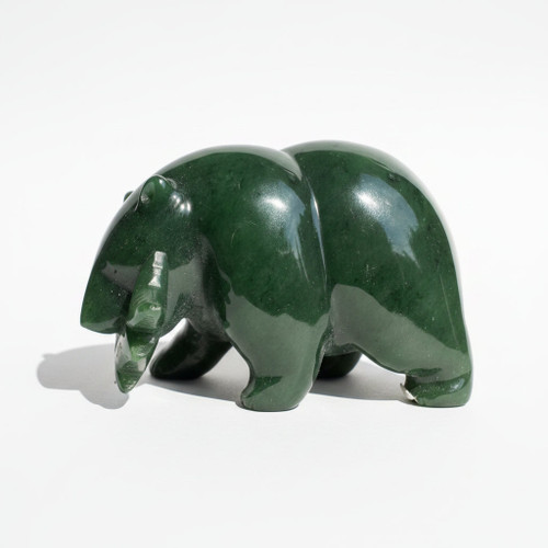 Natural Nephrite Jade Bear, Grizzly with Fish - 301 Figurine
