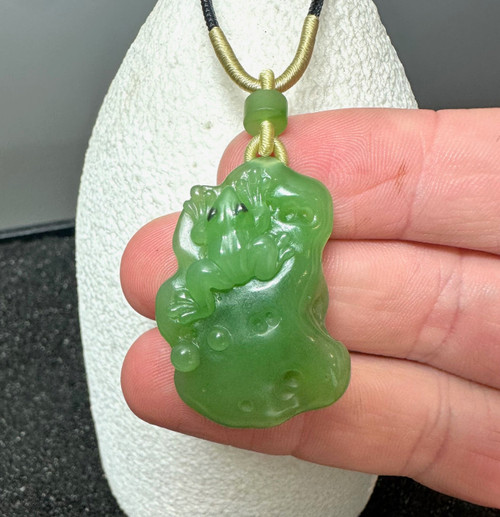 Natural Siberian Nephrite Jade Frog Pendant, 36mm - 1