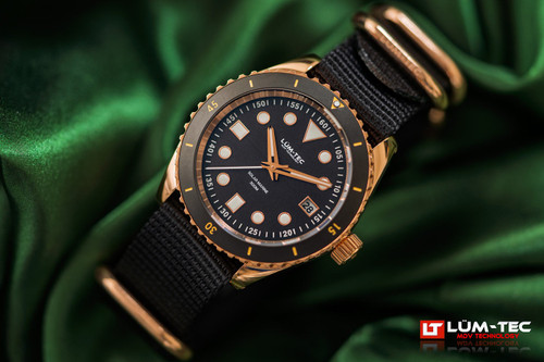 Lum-Tec Mens Watch 39mm Solar Marine 8 w/ 300m Water Resistance & Super-Luminova