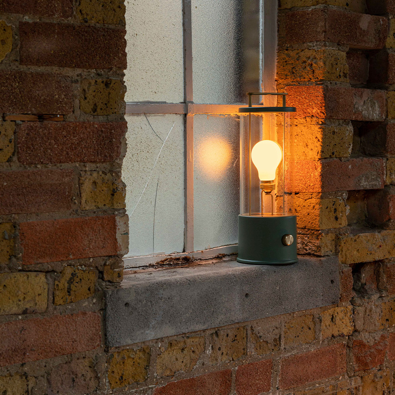 Tala - The Muse Battery table lamp