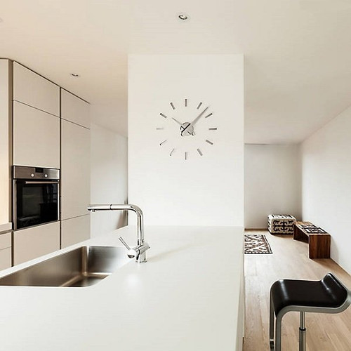 Nomon Puntos Suspensivos Wall Clock