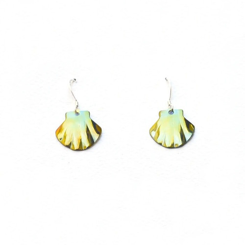 Small Scallop Earring