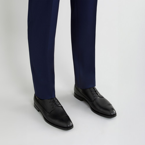 Black derbies in calfskin