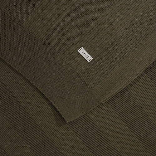 Ribbed olive-green zipped polo shirt, crocodile detail