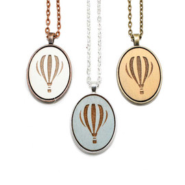 Small Cameo Pendants - Hot Air Balloon