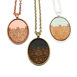 Small Cameo Pendants - Geometric Floral Pattern