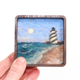 Mini Wool Landscape Painting: Needle Felted Fiber Art (Hatteras Lighthouse) 3 Inch Round Frame