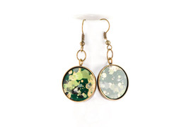 EARRINGS OF THE MONTH Round Splatter Painted Dangle Earring - Emerald Isle