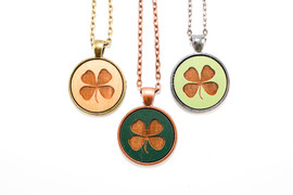 Small Cameo Pendant - Shamrock