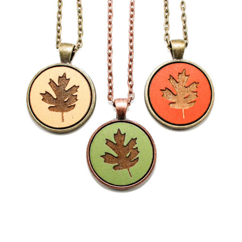 Small Cameo Pendants - Leaf (Red Oak)