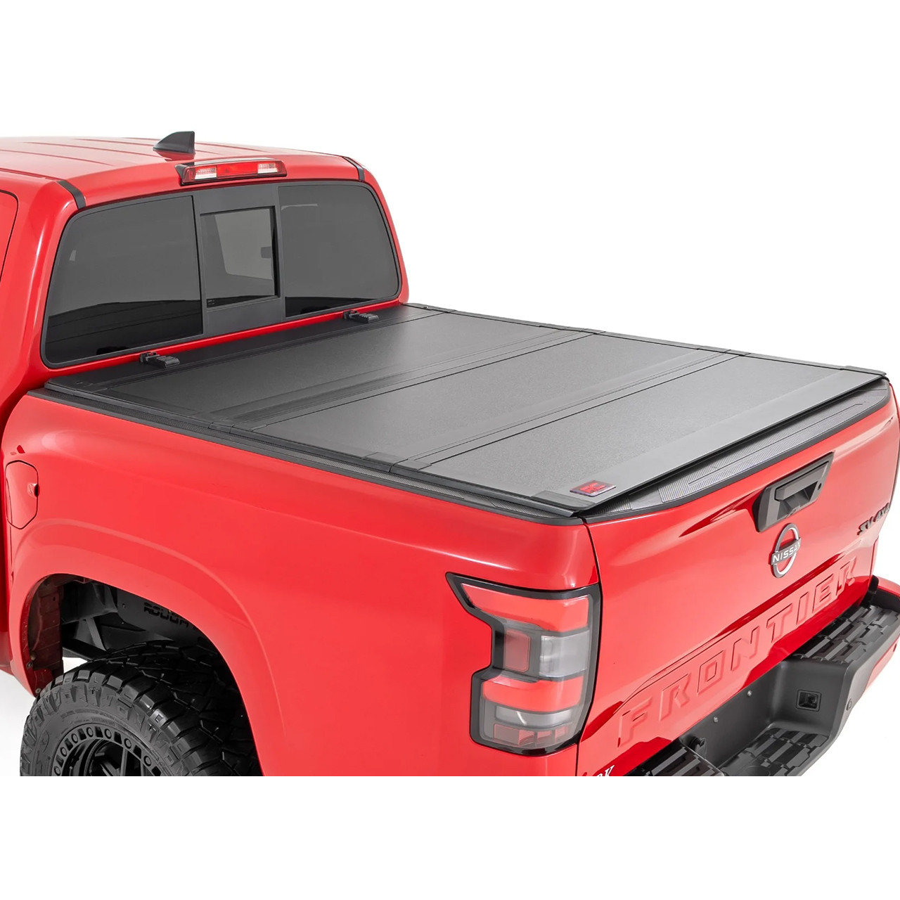 新品未開封 Frontier Hotel フィルム包装付き BOXセット 2022-2026 Nissan Frontier Rough Country Hard Tri-Fold Flip Up Bed