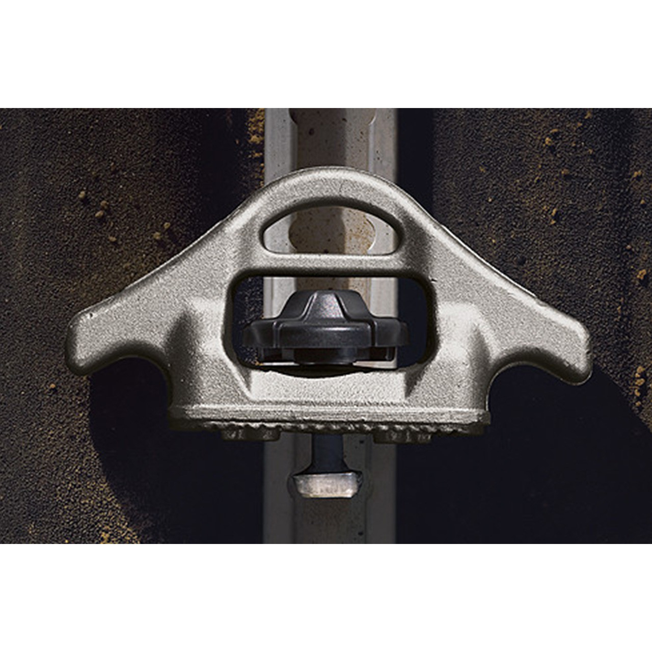 how to tie a bow around a mason jar