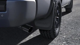 2022-2027 Nissan Frontier Black Exhaust Tip