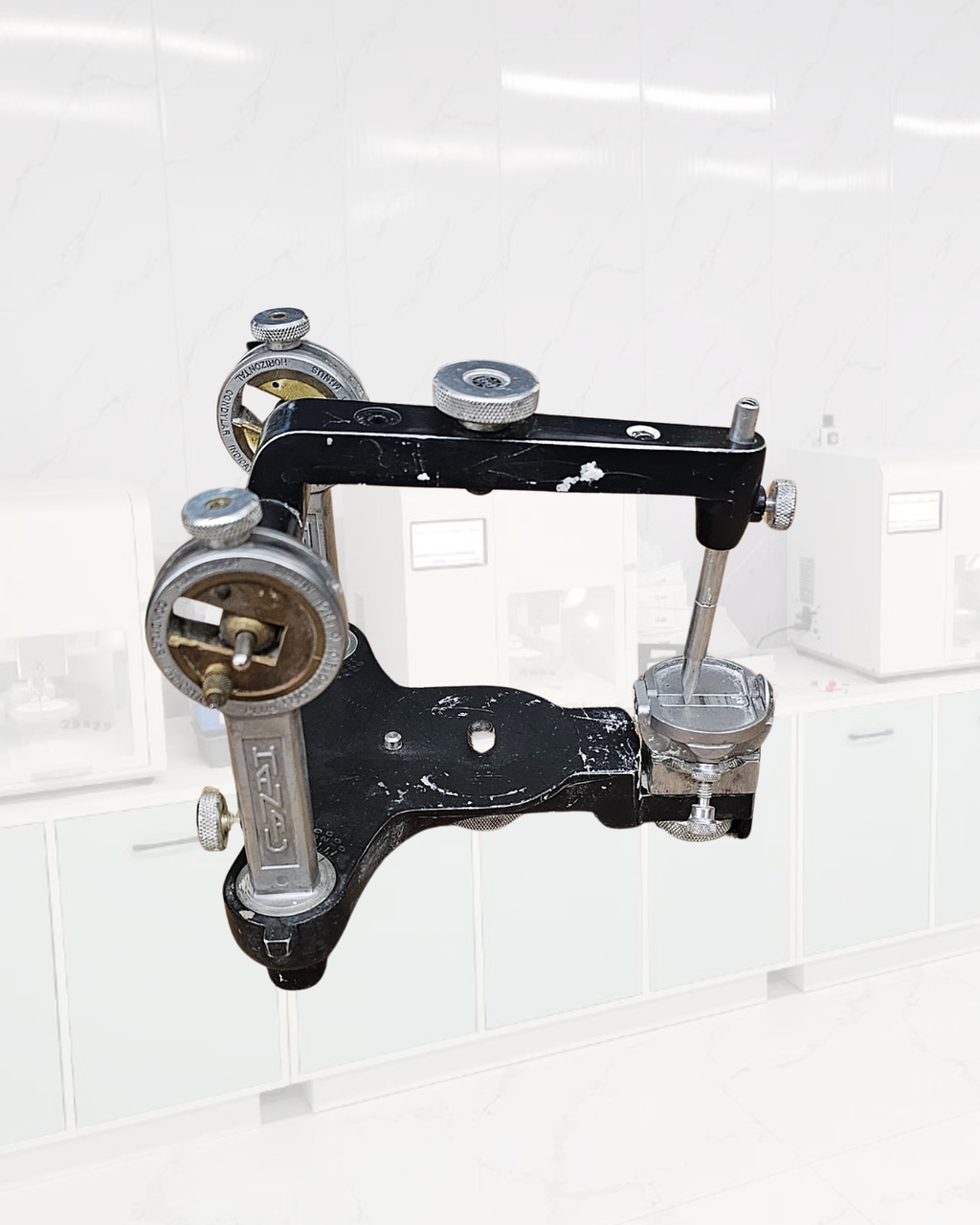 Hanau Model H2 Articulator