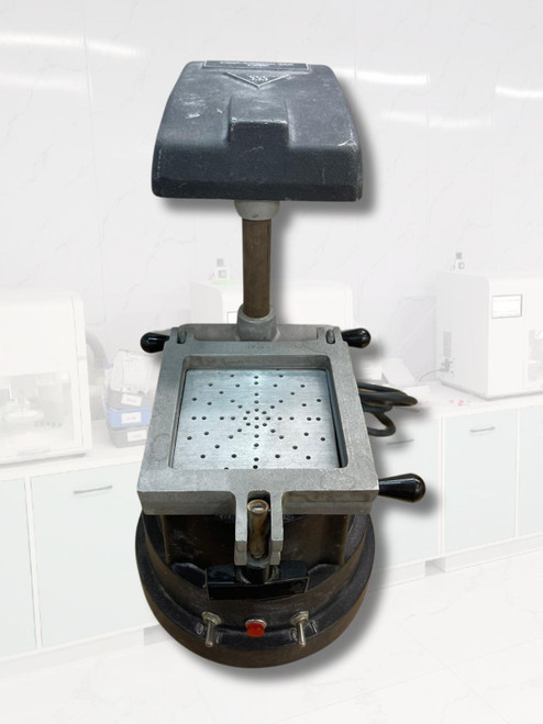 T & S Dental & Plastics Vacuum Forming Machine