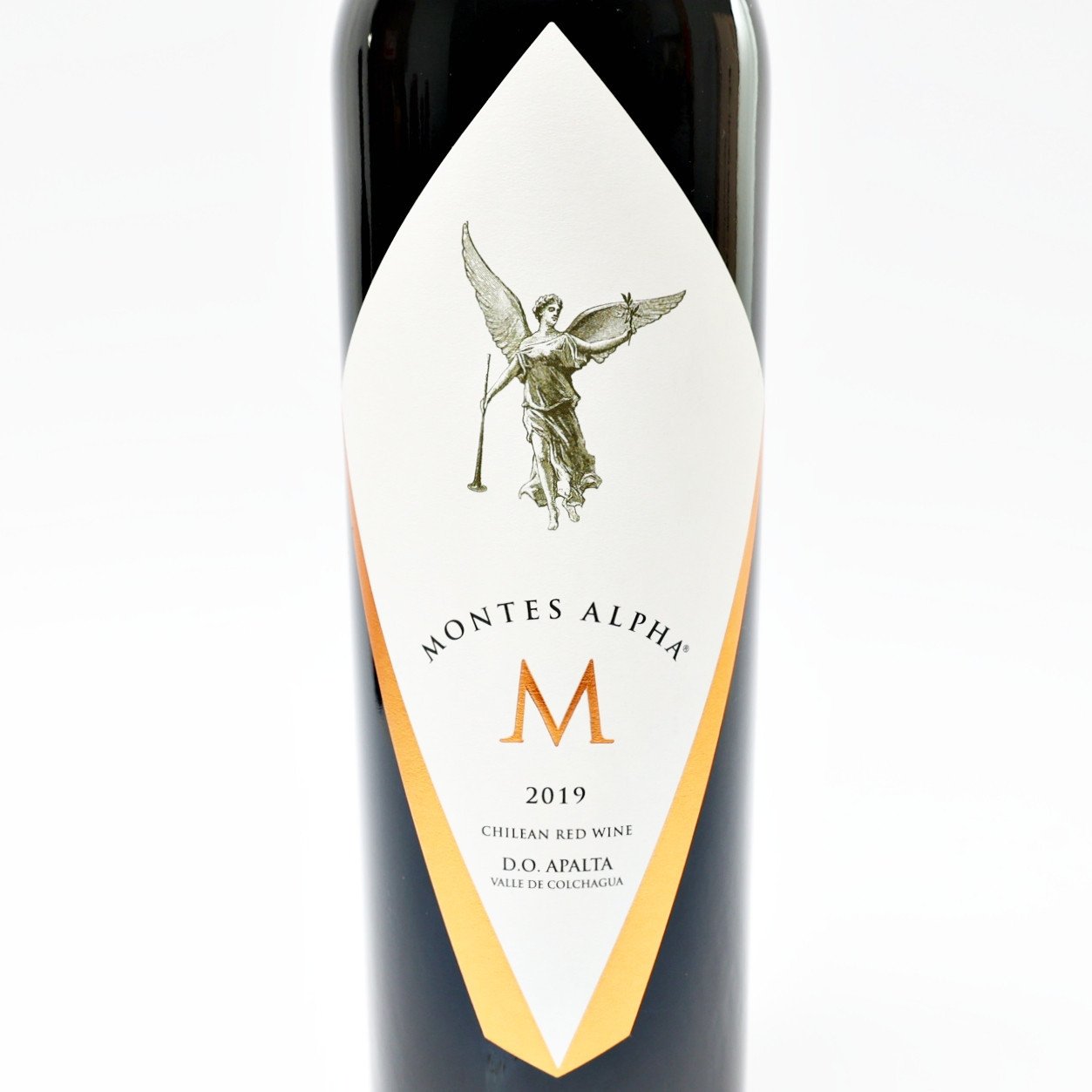 2019 Montes Alpha M, Apalta, Chile 25C1819 2019 Montes Alpha M, Apalta, Chile 25C1819