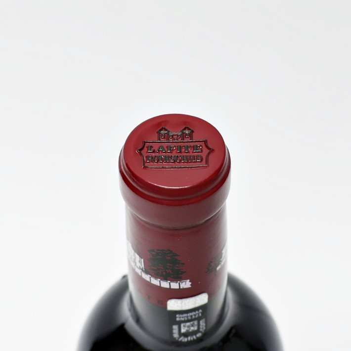 2019 Chateau Lafite Rothschild, Pauillac, France label issue] 22J2488