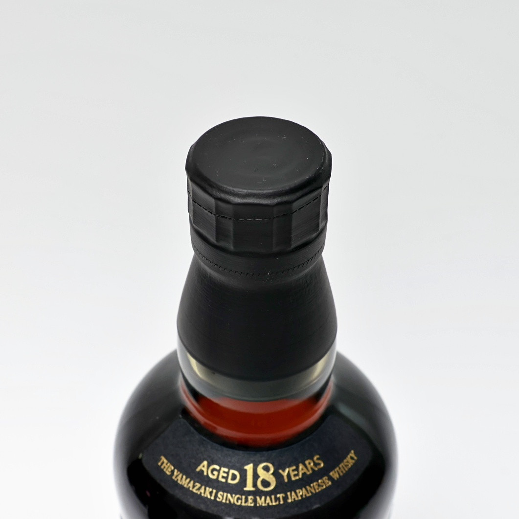 The Yamazaki 18 Year Old Single Malt Whisky, Japan 24D0348