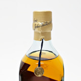Johnnie Walker Blue Label Blended Scotch Whisky, Scotland [no box, damaged capsule] 25F1003