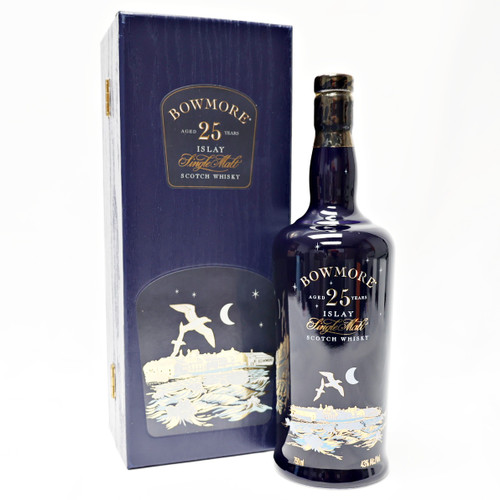 Bowmore 'the Gulls' 25 Year Old Single Malt Scotch Whisky, Islay, Scotland [leak] 23I2649
