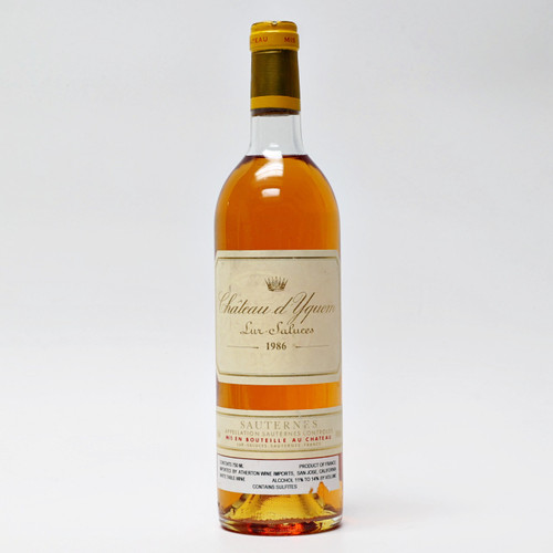 1986 Chateau d'Yquem, Sauternes, France [upper mid shoulder, capsule issue] 26i0445