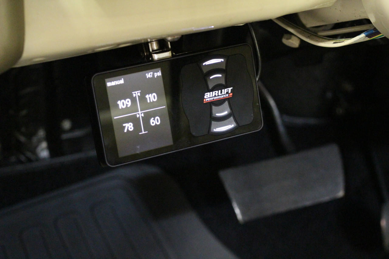 AVS Arc-7-Rd Red 7 Switchbox Air Ride Suspension Bag Controller - Air Ride Switch, Air Ride Box