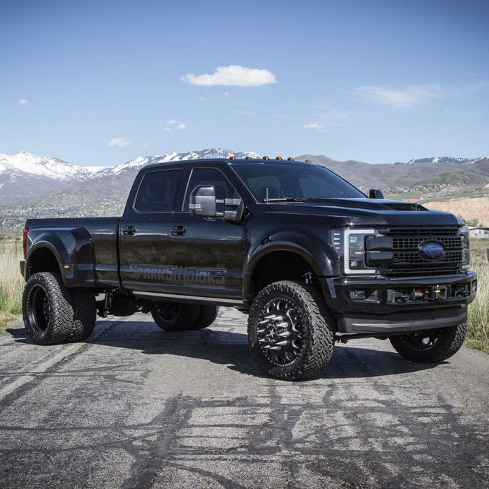 lifted 2022 f350 dually