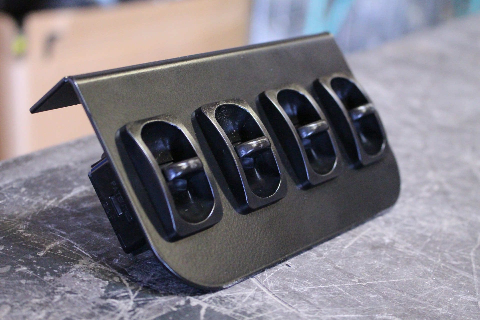 4 Corner Manual Paddle Valve's With Panel for 1/4 Air Line Switch