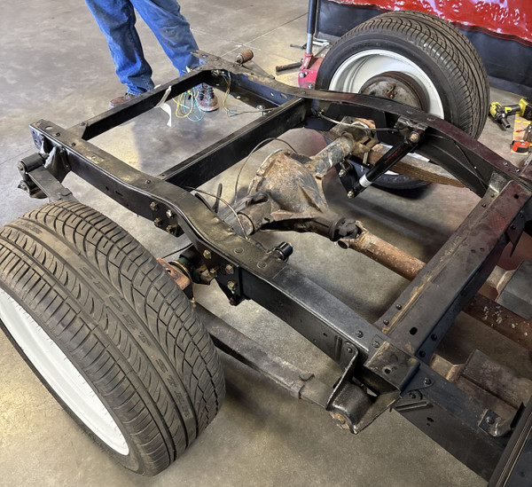GM C-10 1963-1966 (W/Leaf Springs) Rear 6" Drop Axle Flip Kit