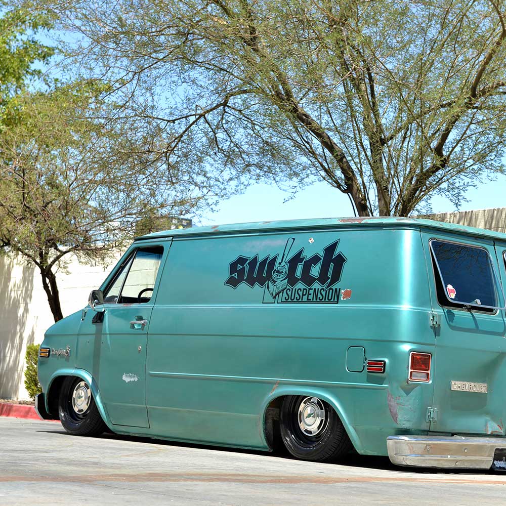 Airbags vs. Hydraulics Switch Suspension