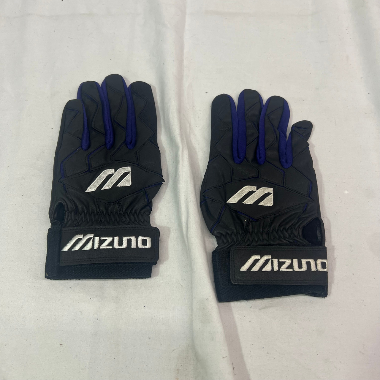New Mizuno WOMENS FINCH BB/SB Batting Gloves None LG 11651-S000383462